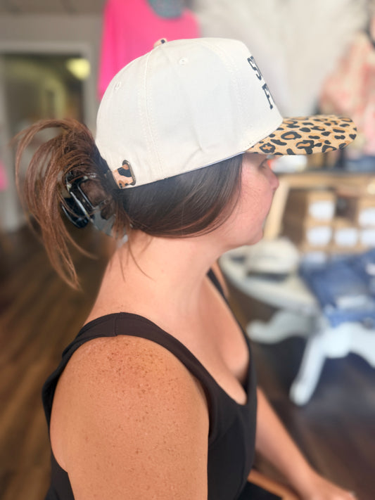 The Cassidy Trucker Hat Claw Clip